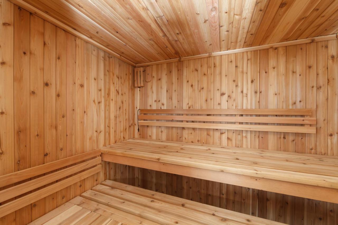 Splash Mountain Pool Hot Tub Theater Game Room Sevierville Exterior foto