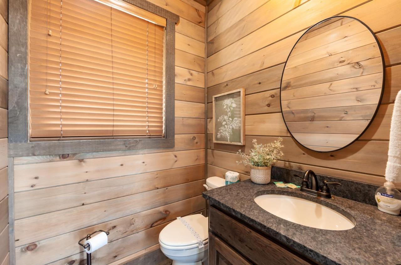 Splash Mountain Pool Hot Tub Theater Game Room Sevierville Exterior foto