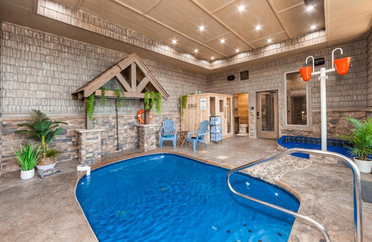 Splash Mountain Pool Hot Tub Theater Game Room Sevierville Exterior foto