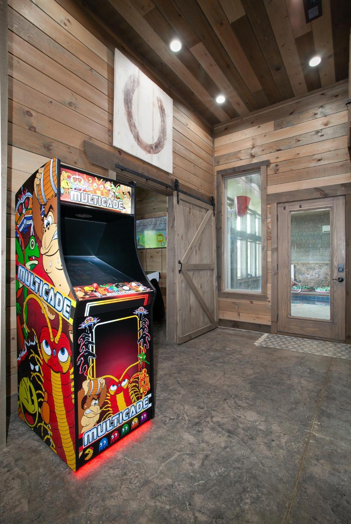 Splash Mountain Pool Hot Tub Theater Game Room Sevierville Exterior foto